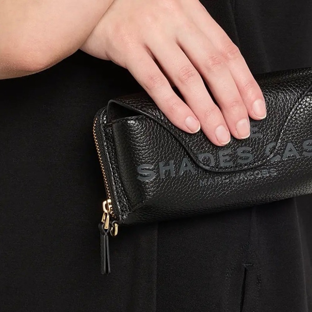 Marc Jacobs The Shades Leather Case (Black) - Picture 6 of 9